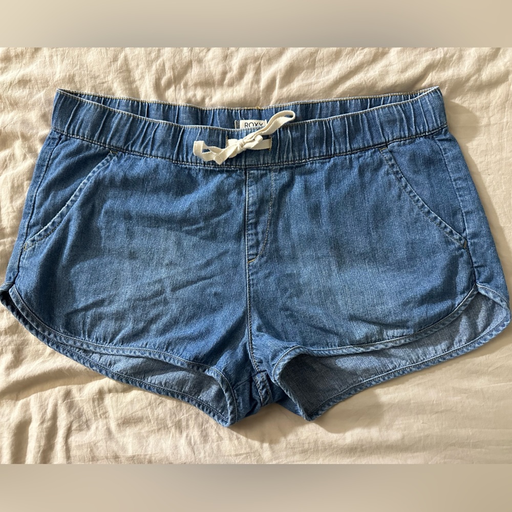 Roxy shorts